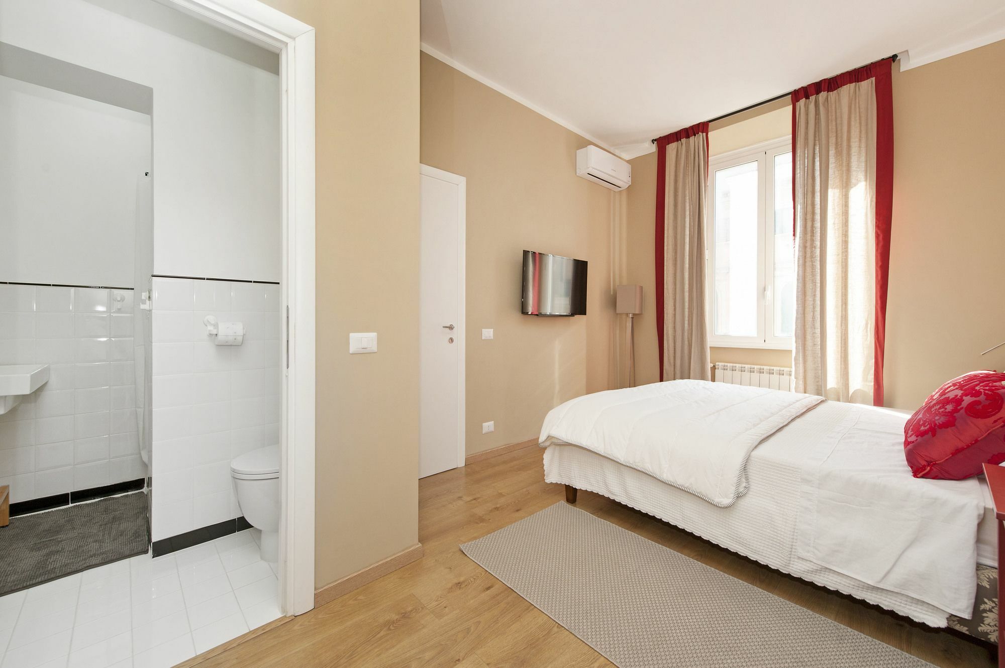 Kiss Inn Roma Ngoại thất bức ảnh